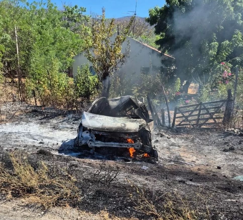 Casal sofre grave acidente na estrada entre São José do Bonfim e Teixeira; motorista morre no local