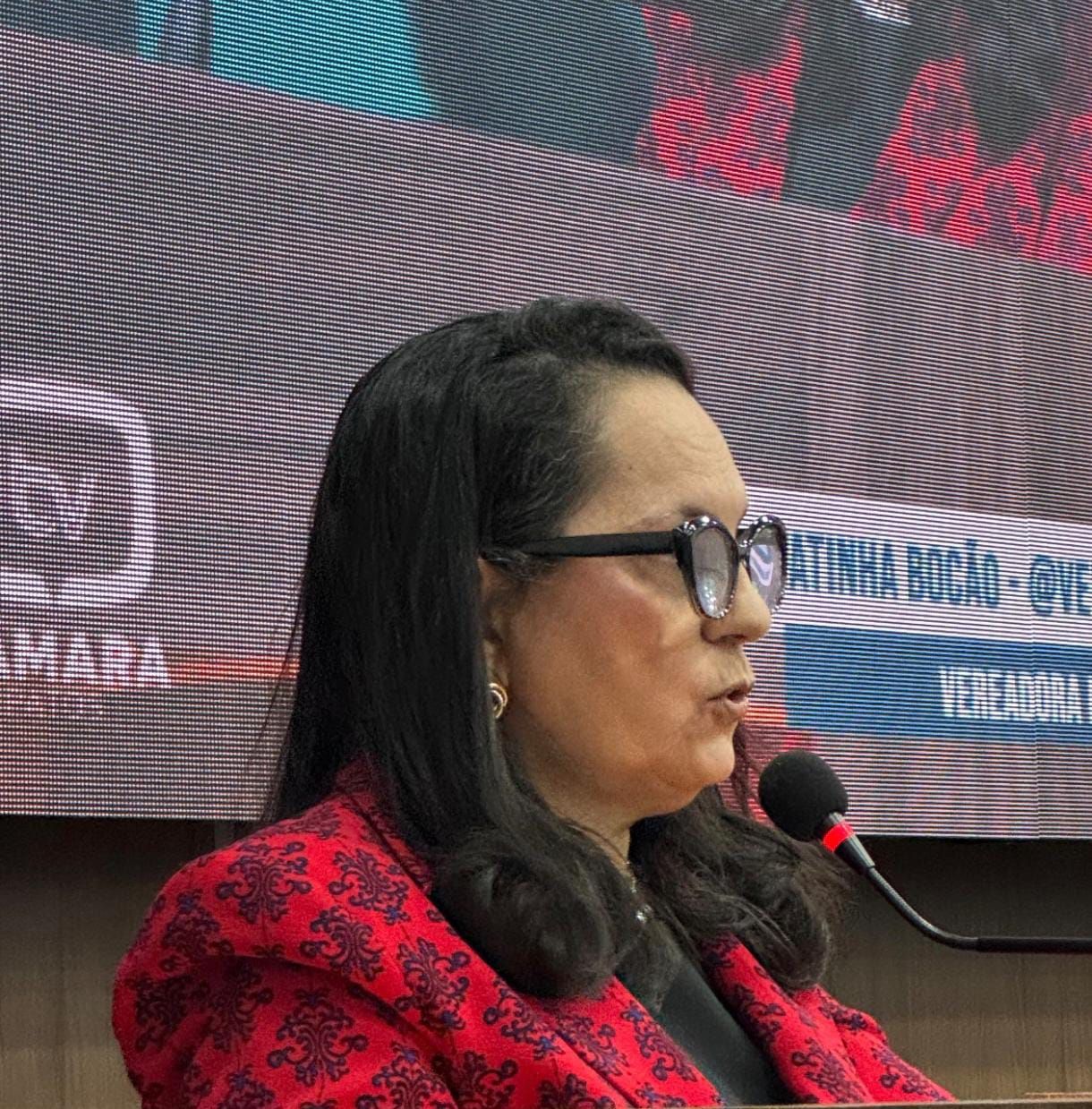\\\'Patrimônio histórico de Patos\\\', afirma Fatinha Bocão sobre aniversário de 75 anos da Rádio Espinharas; ouça