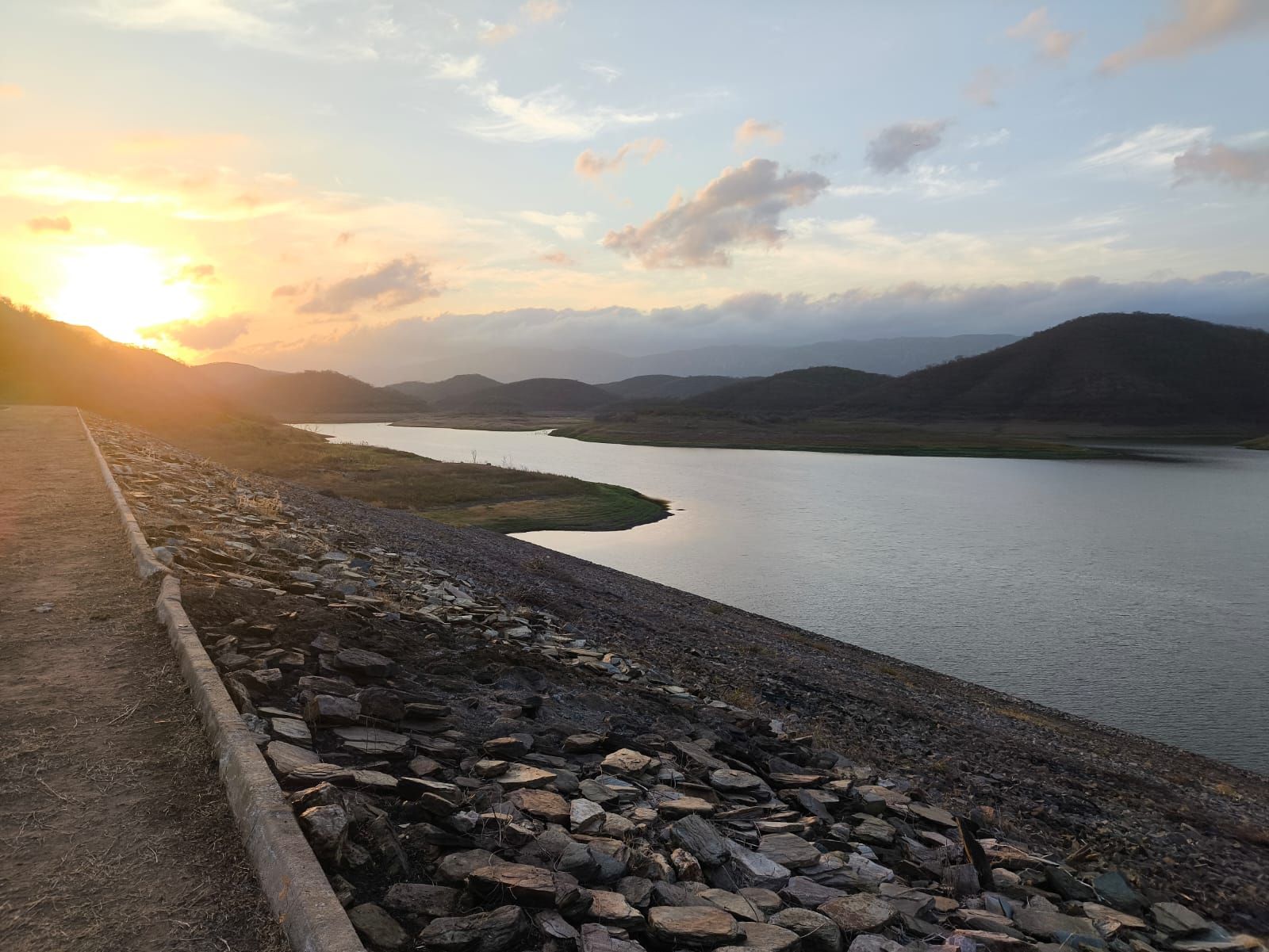 Patos adotará racionamento de água a partir de 17 de novembro devido ao baixo nível dos reservatórios