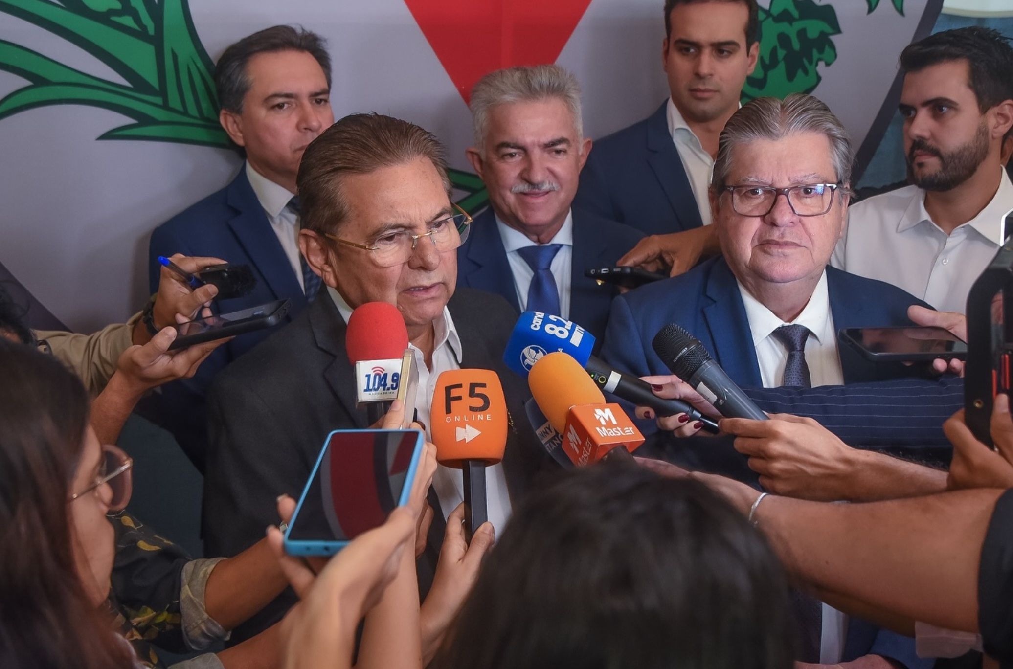 Adriano Galdino sobe o tom, diz que será próximo governador da Paraíba e critica Cícero e Lucas Ribeiro; Entenda
