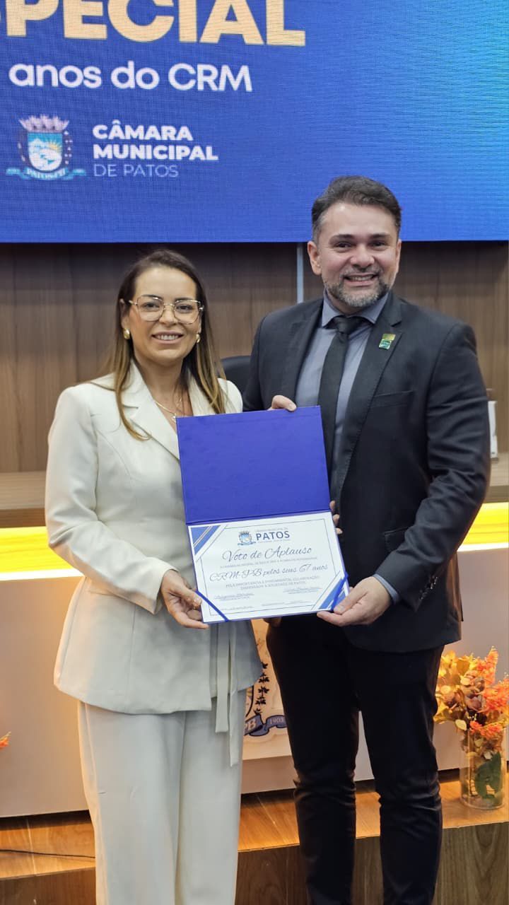 Câmara de Patos realiza sessão histórica em homenagem aos 67 anos do CRM-PB