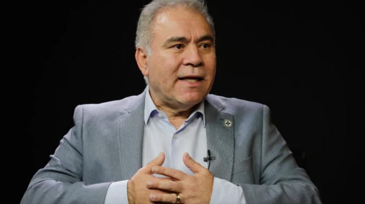 Polêmica: braço direito de Bolsonaro admite votar em Veneziano, mas deixa palavra final com Efraim Filho. Veja