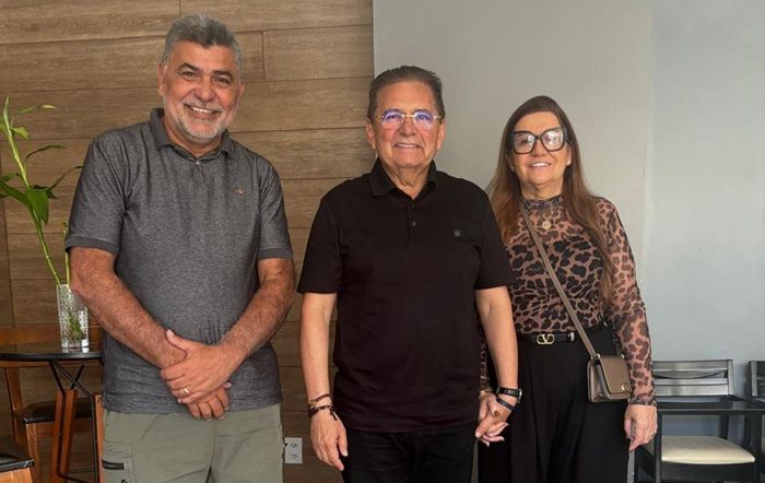 Lenildo Morais defende discussão sobre apoio a Adriano Galdino para o Governo