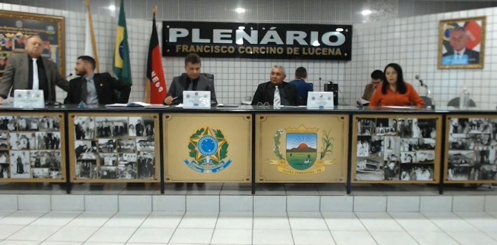 Sessão Ordinária da Câmara Municipal de Santa Terezinha é marcada por debates e projetos para o município; veja