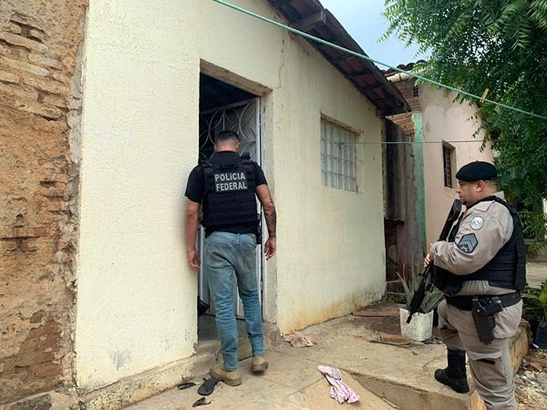 Polícias Federal e Militar deflagram operação contra crimes previdenciários em Patos; Vídeo