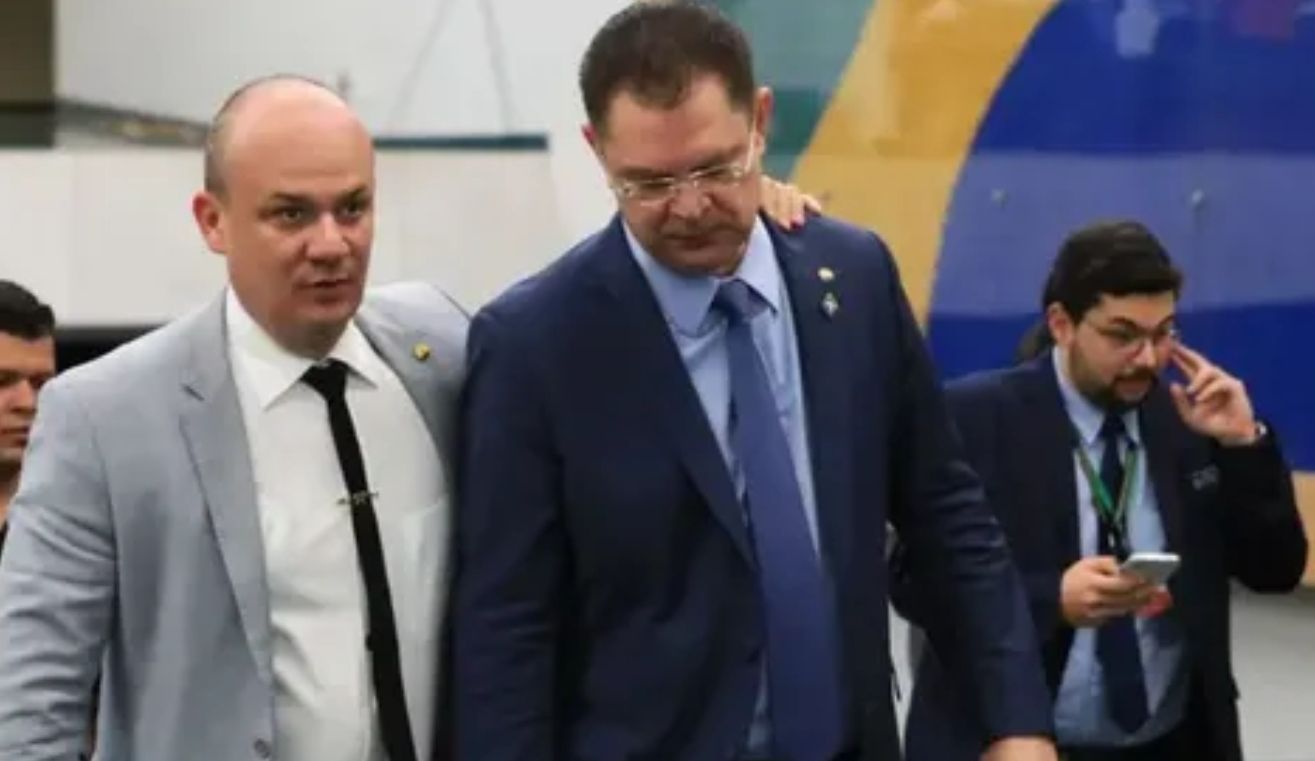 Com aval de bolsonaristas, Cabo Gilberto assume liderança da oposição em 2026