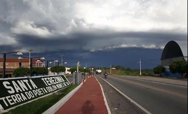 Chove quase 30 mm no dia de São José, em Santa Terezinha-PB