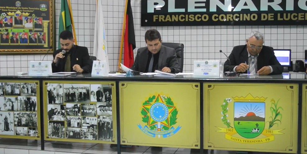 Reunião da Câmara Municipal de Santa Terezinha aprova contas da ex-prefeita e discute demandas locais