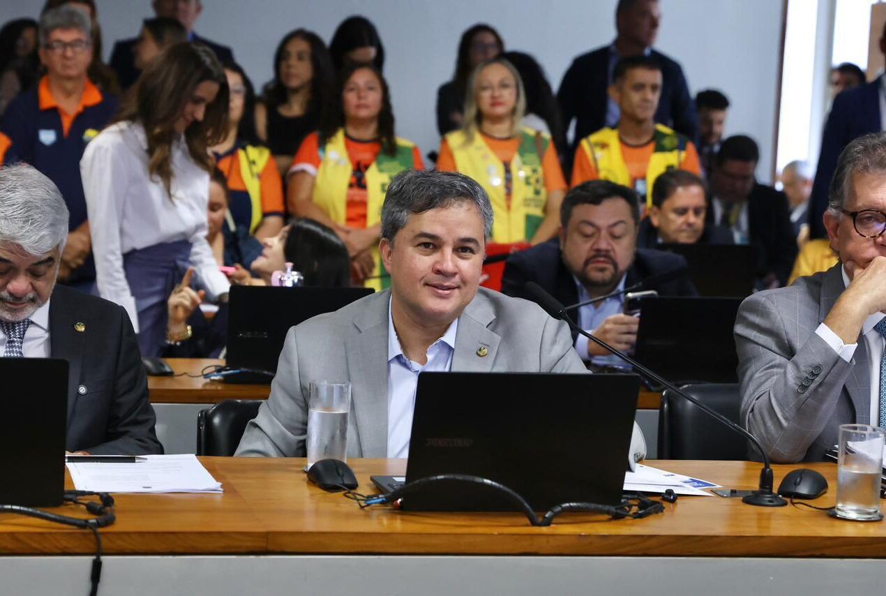 Comissão de Saúde do Senado aprova projeto de Efraim que pode reduzir preços de medicamentos no Brasil; veja