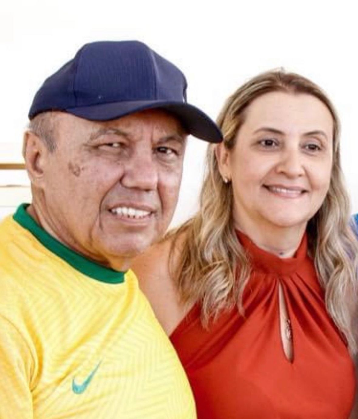 Alessandra Morais, esposa do ex-prefeito Ademir, se filia ao MDB e lança sua pré-candidatura a vereadora em Santa Luzia