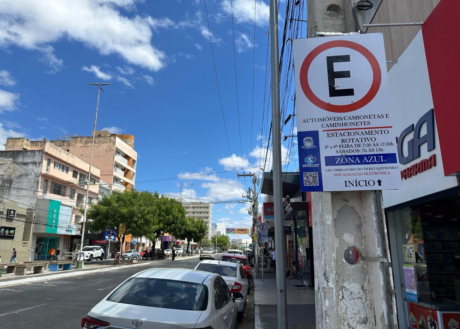 “Estacionar em Patos vai mudar”, diz Lucinaldo: Zona Azul começa em novembro com cobrança via Pix e QR Code; ouça