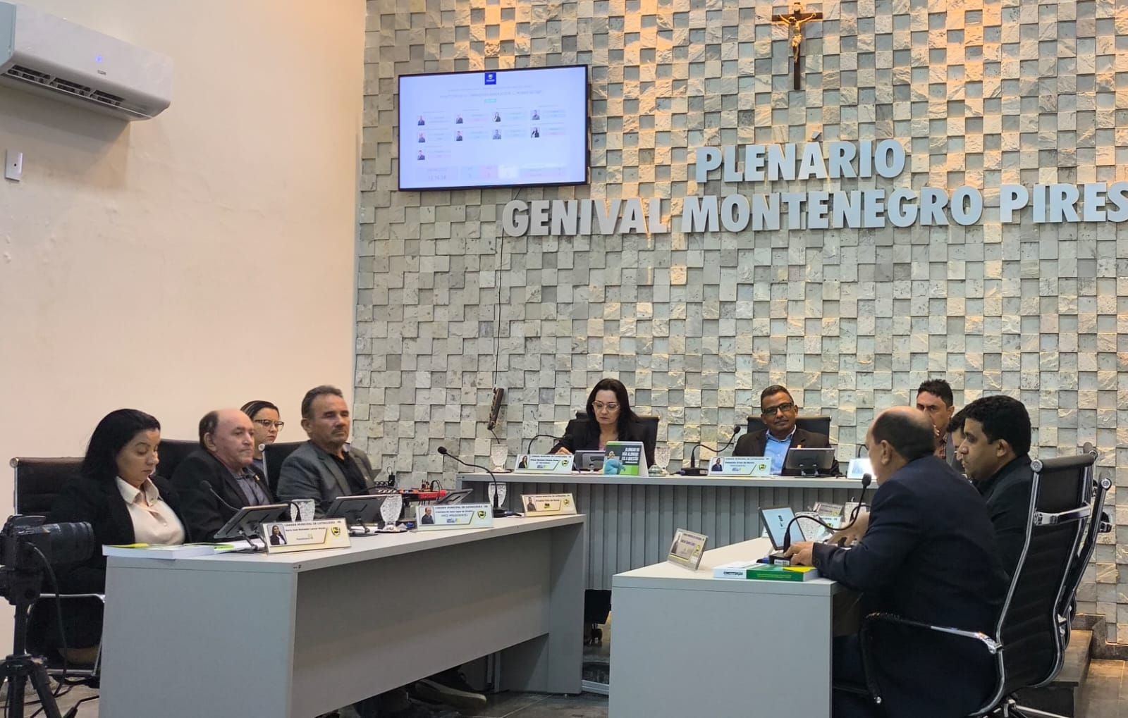 Vereadores de Catingueira fazem avaliação positiva do 1º período dos trabalhos legislativos; Vídeo 