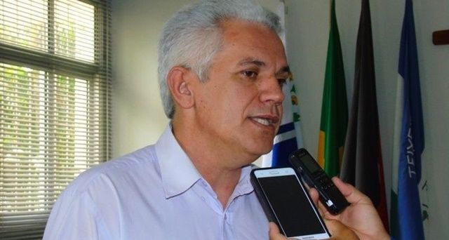 \'Se for a decisão do povo e vontade de Deus, estou pronto\', diz Leudo Farias sobre candidatura em Teixeira; ouça