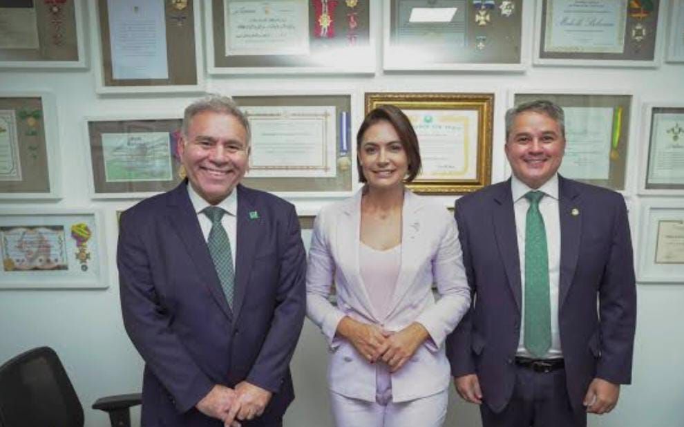 \\\'Efraim Filho tem uma postura muito correta no Senado Federal e recebeu a bênção de Michelle Bolsonaro\\\', diz Queiroga ao Blog; ouça