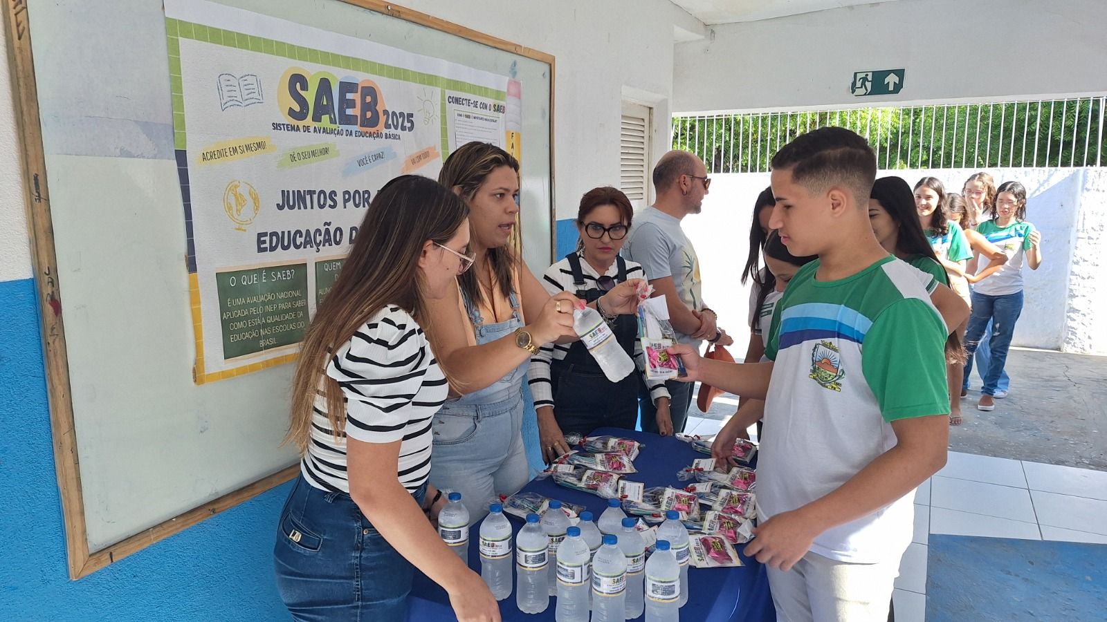 Provas do SAEB 2025 são aplicadas no Colégio Santa Teresinha na cidade de Santa Terezinha