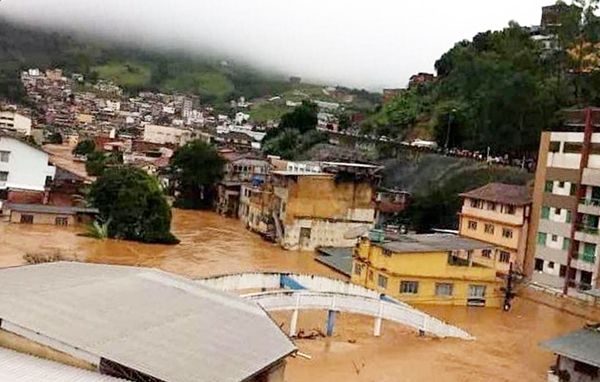 Santerezinhense que mora em Minas Gerais envia vídeo preocupado com enchente no estado; veja