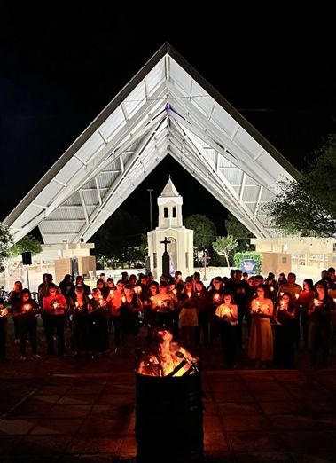 1° Luau Decolores reúne fiéis católicos da Diocese de Patos 