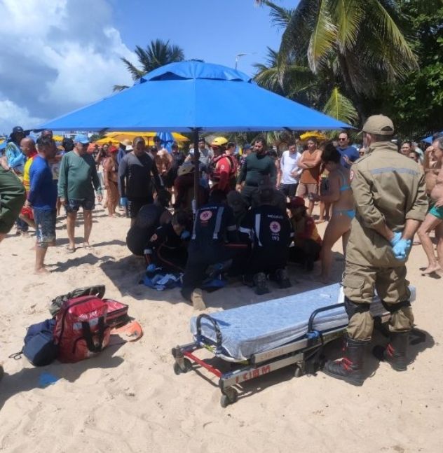 Turista paulista morre após sofrer mal súbito no mar da Praia do Bessa, em João Pessoa