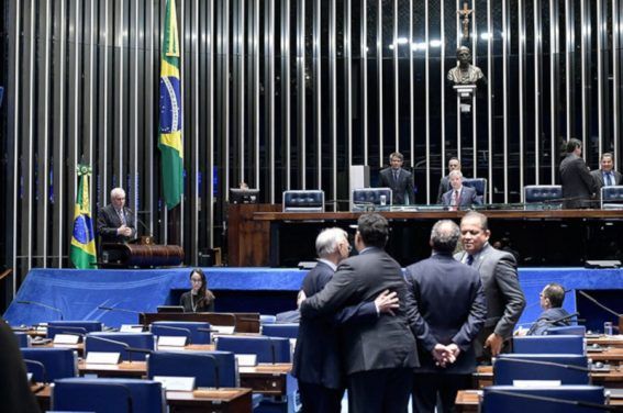 Diagnóstico de câncer em até 30 dias pelo SUS está na pauta do Senado