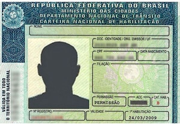Projeto aprovado pela Câmara dos Deputados destina parte do dinheiro das multas para formação de condutores de baixa renda