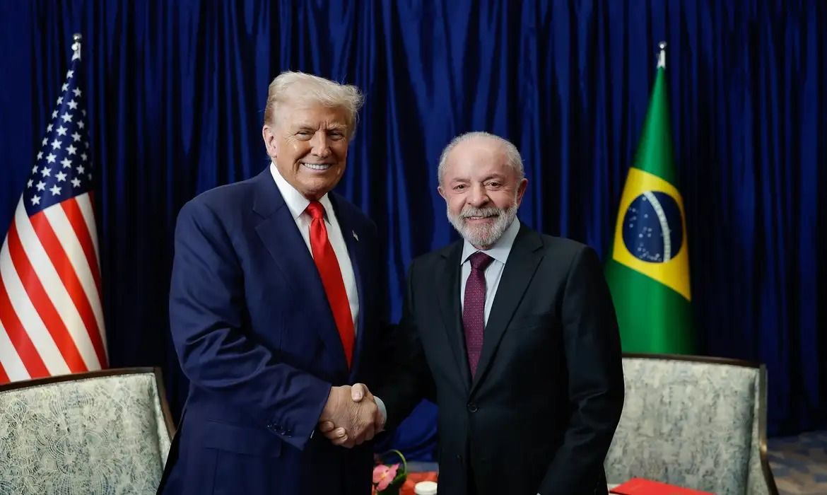 Lula comemora retirada de tarifas dos EUA e classifica medida como triunfo do diálogo