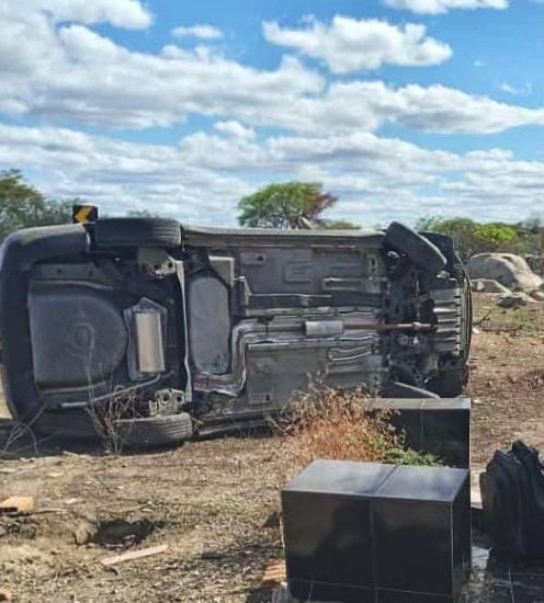 Homem capota carro entre os municípios de Olho D’Água e Catingueira, na BR-361, na tarde desta quinta (18); veja