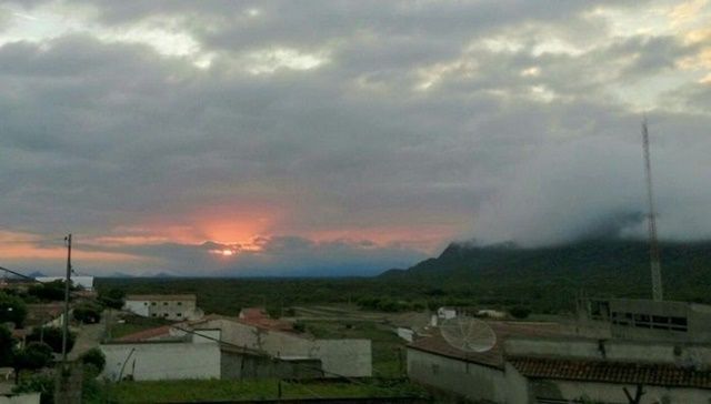 Chove 51,5 mm em Santa Terezinha na noite dessa sexta (20); veja