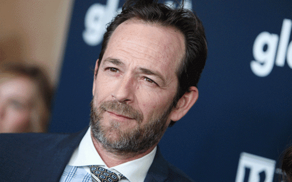 Ator Luke Perry, de Barrados no Baile e Riverdale, morre aos 52 anos