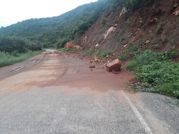 DER vai  trabalhar em deslizamento na PB 276, em Mãe D´água-PB