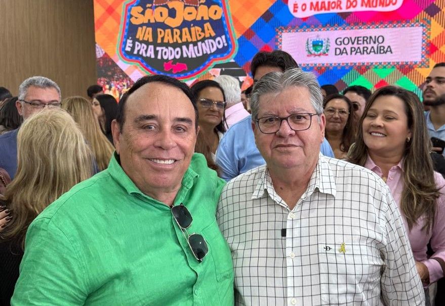 Prefeito Arimatéia Camboim participa de solenidade com o governador João Azevêdo e recebe apoio do Governo do Estado para o Tradicional São João de Santa Terezinha