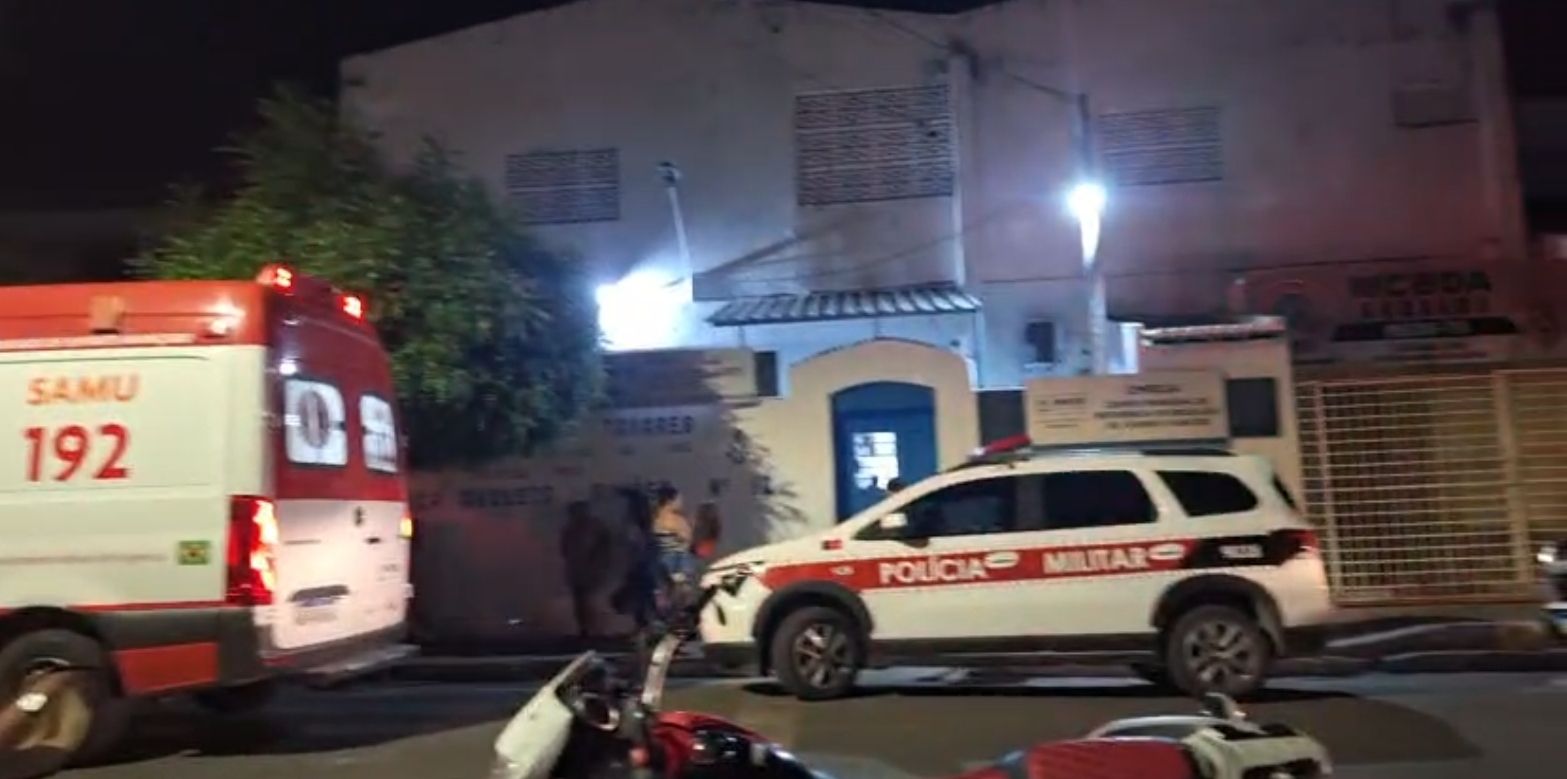 Confusão na Escola João Tavares, em Patos, nesta quinta-feira gera alarde no local; veja vídeo 