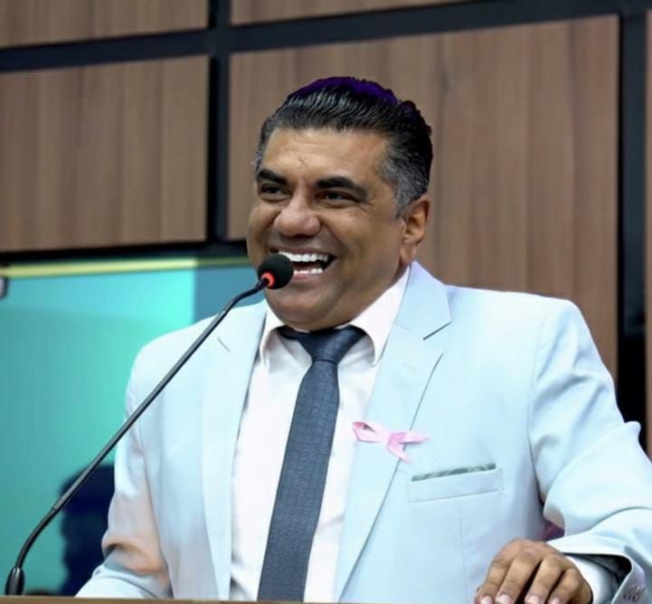 Samuel Pinto demonstra gratidão ao assumir vaga na Câmara Municipal de Patos; ouça