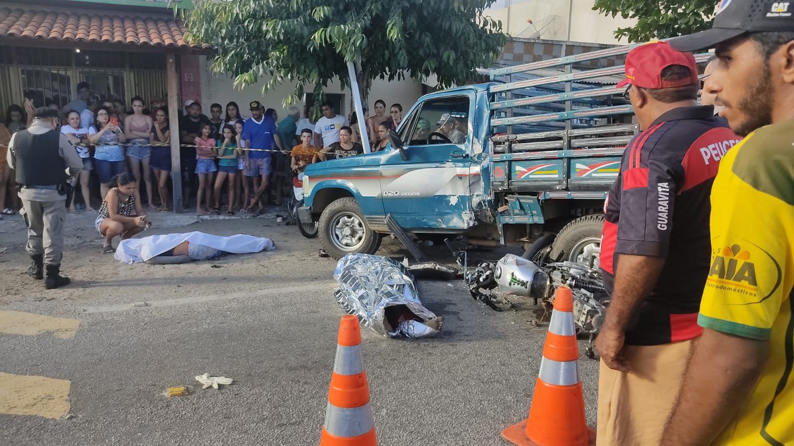 Tragédia: acidente grave deixa dois jovens mortos em Santa Terezinha, na tarde desde domingo (31); vídeo