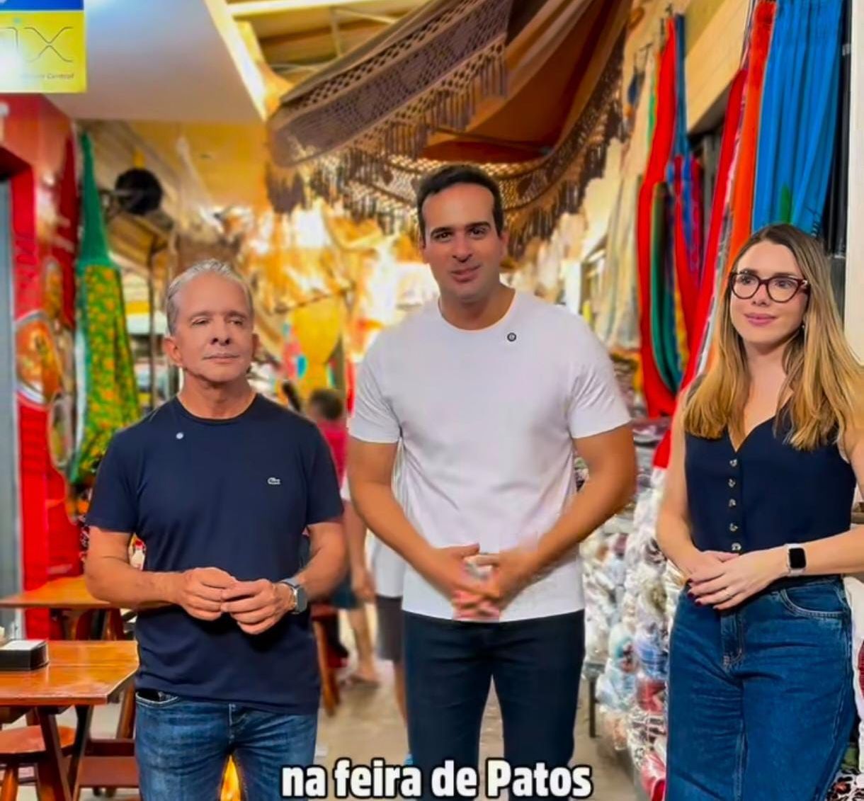 Escolheu seu lado? Nabor caminha com Lucas Ribeiro pela feira de Patos; veja