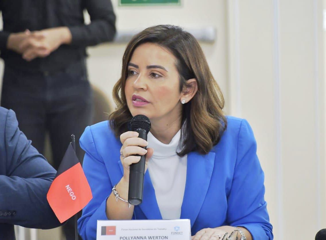 Pollyanna esclarece críticas dos vereadores de Patos e informa mudança e ampliação da Casa da Cidadania na Capital do Sertão; ouça