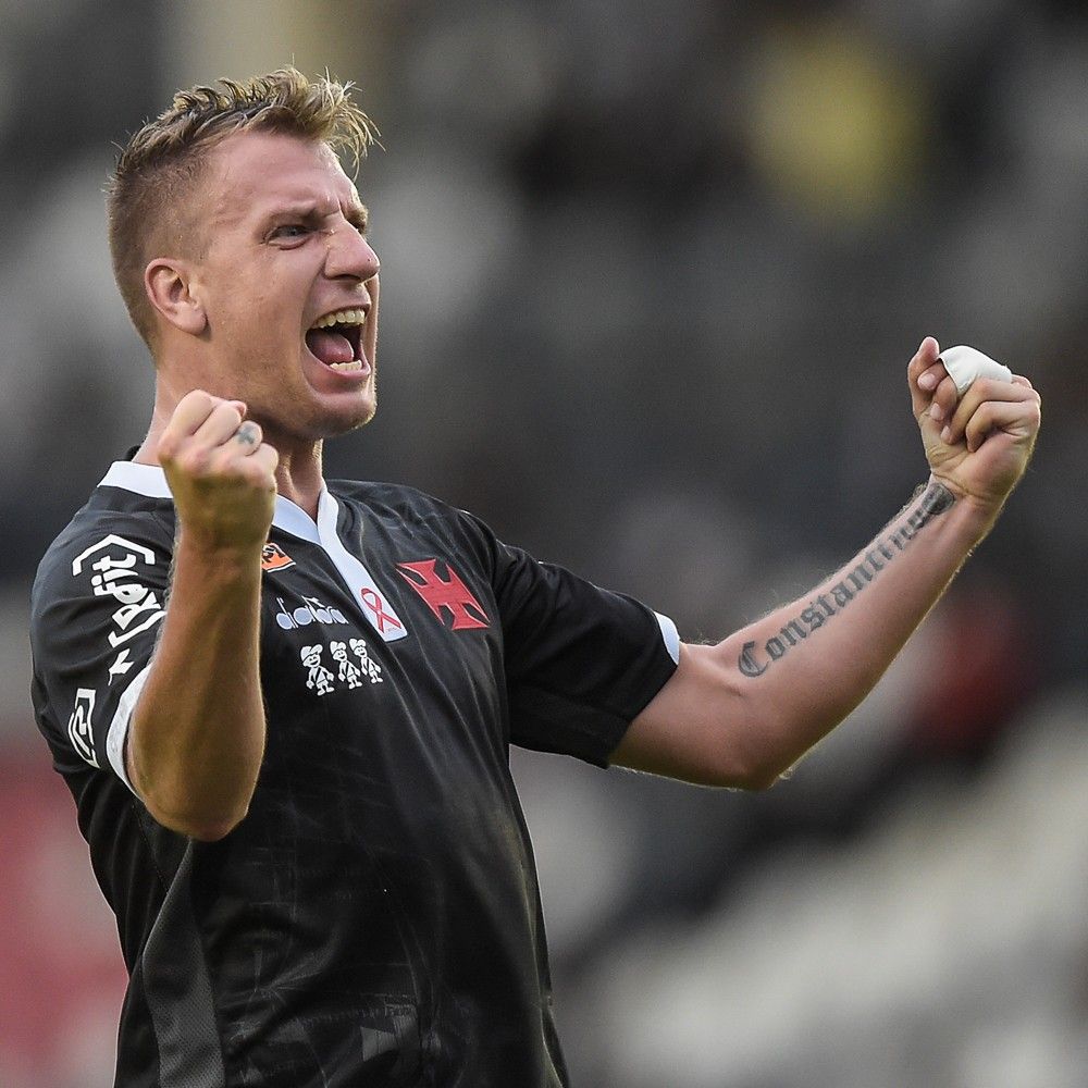 Análise: indiscutível, Maxi López resolve os problemas do Vasco