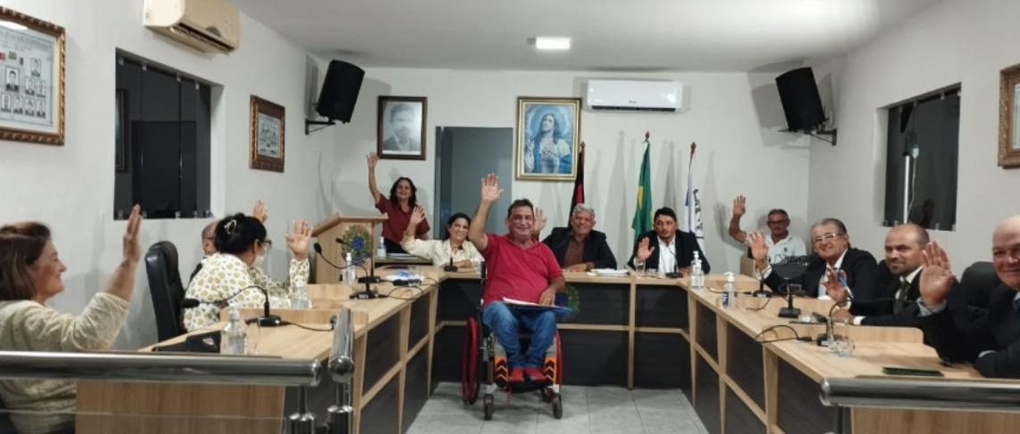 Taciano Wanderley solicita apoio da prefeita Thaise de Edjane para garantir acessibilidade nas festividades juninas de São José de Espinharas