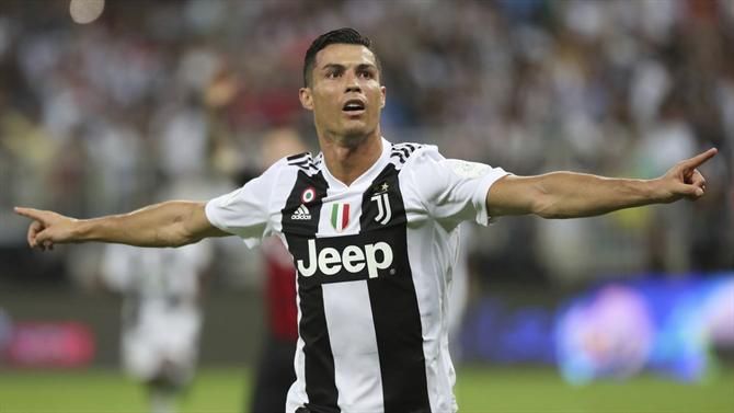 CRAQUE: Cristiano Ronaldo completa 34 anos e Juventus comemora
