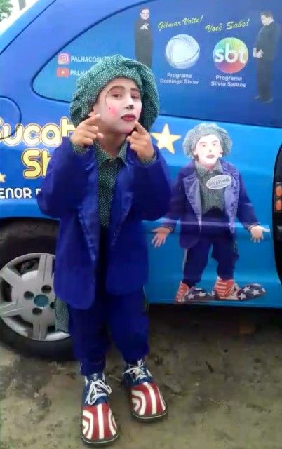 Palhaço Mirim Sucatinha Show estará  em Patos neste domingo. Assista ao convite;