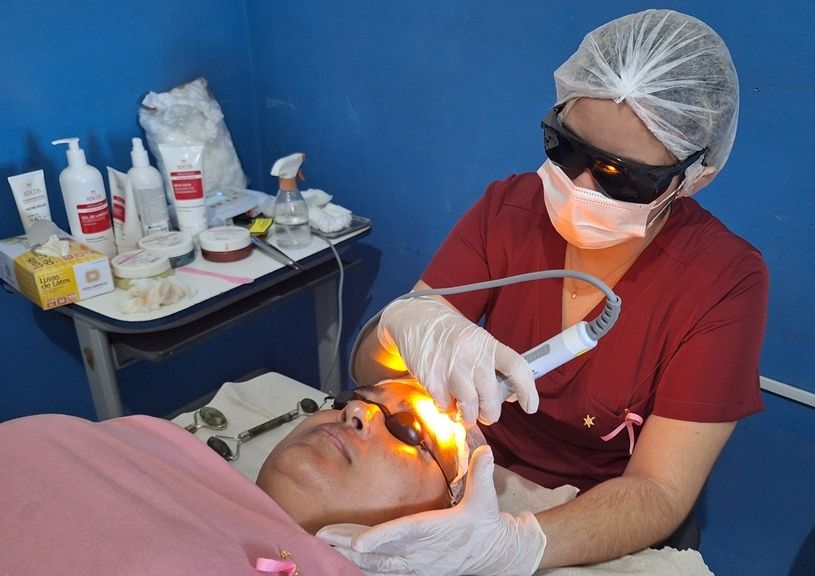 Prefeitura de Santa Terezinha promove ações para as mulheres em alusão a Campanha Outubro Rosa