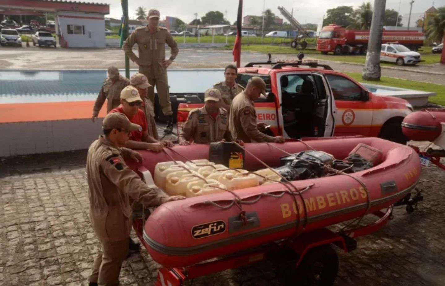 Paraíba envia bombeiros militares e equipamentos para auxiliar no resgate, salvamento e ação humanitária às vítimas das enchentes no RS