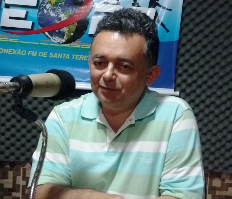 Dr. Fernando Juca é entrevistado em programa de rádio, em Santa Terezinha