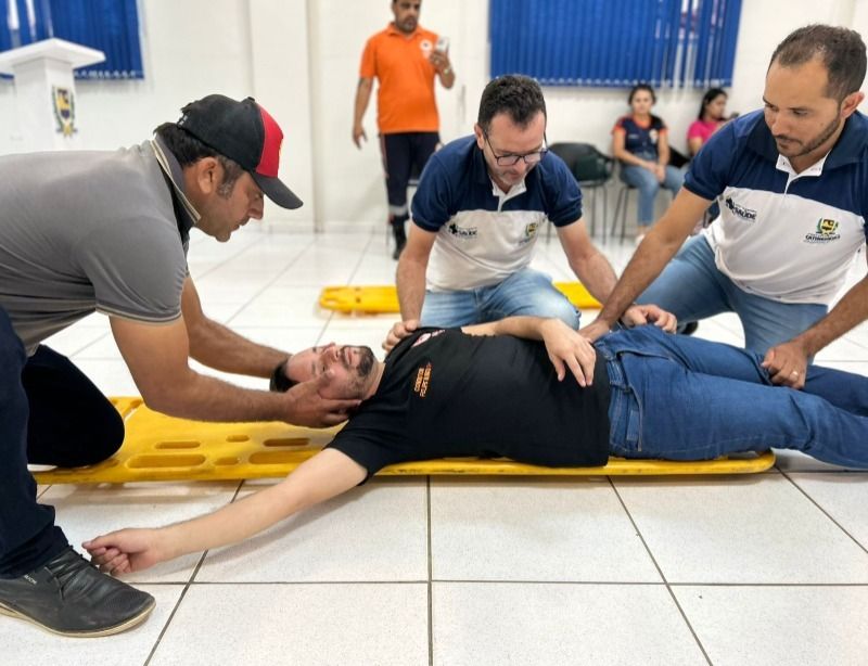 Prefeitura de Catingueira qualifica profissionais da saúde com curso de Atendimento Pré-Hospitalar (APH)