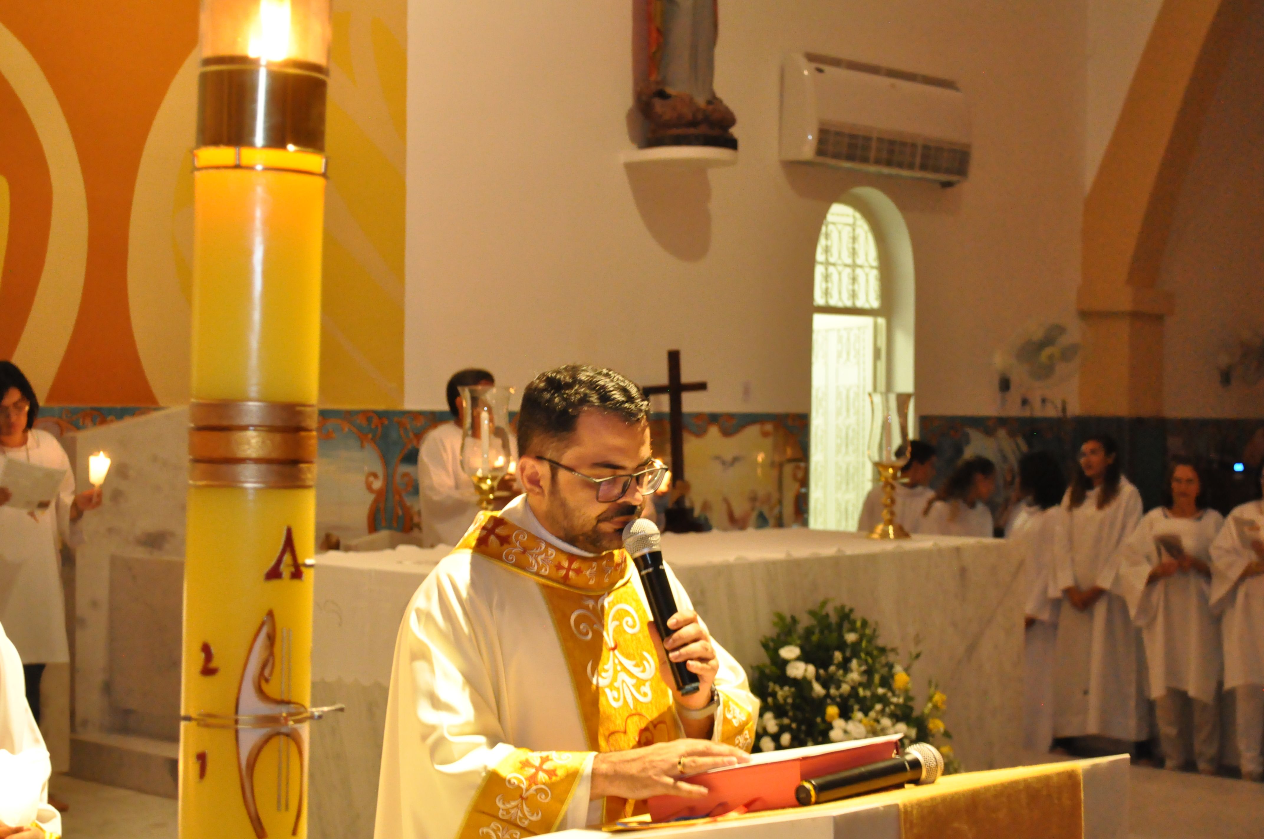 Homenagem da Paróquia Santo Antônio ao Padre Alixandre