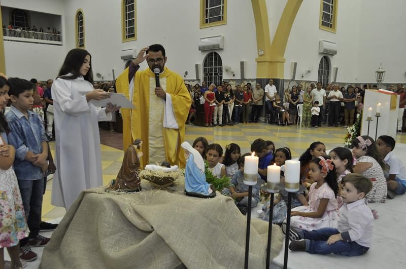 Missa da Vigília do Natal do Senhor é Celebrada na Igreja Matriz de Santo Antônio 
