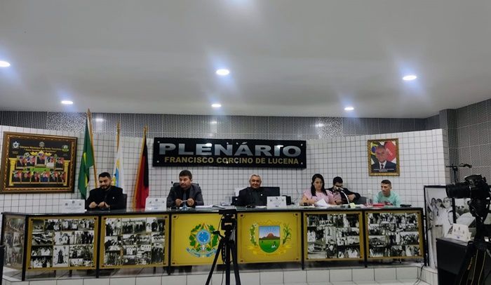 Vereadores de Santa Terezinha repudiam atitude de Salomão, que denunciou no MP Damião de Seli e Francisco Bezerra; veja