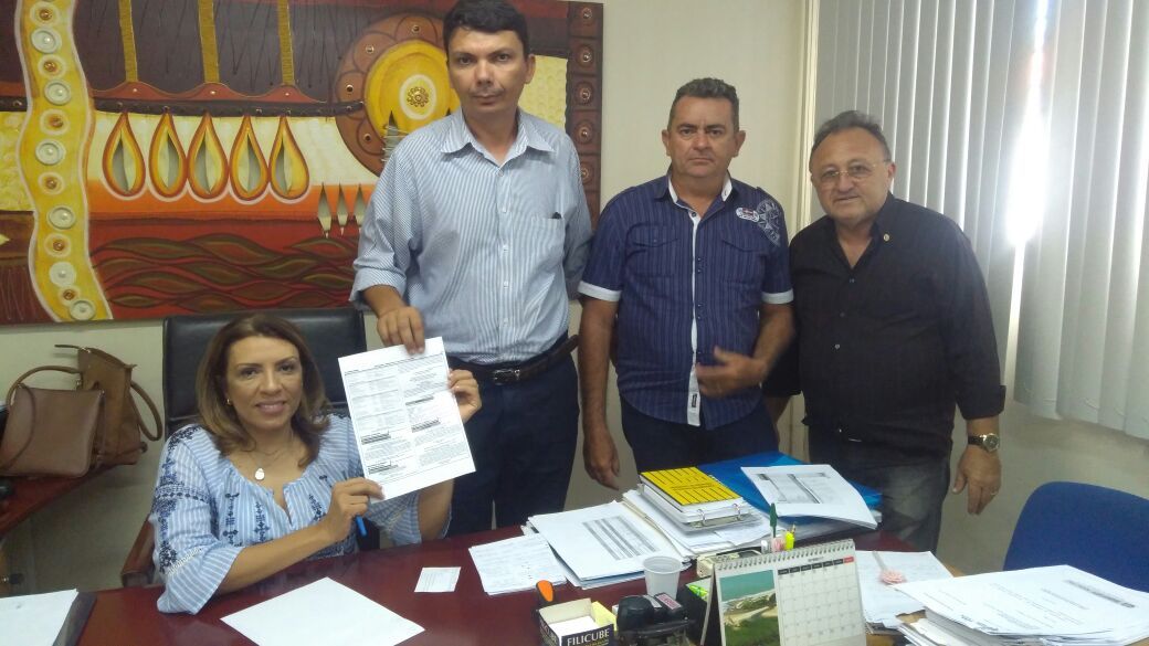 Vereadores de Santa Terezinha foram à Capital buscar melhorias para o município 