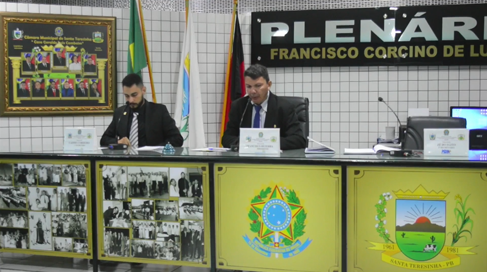 Vereadores discutem investimentos em saúde, melhorias na infraestrutura e medidas para o bem-estar da população durante sessão na Câmara Municipal nesta sexta-feira, dia 26