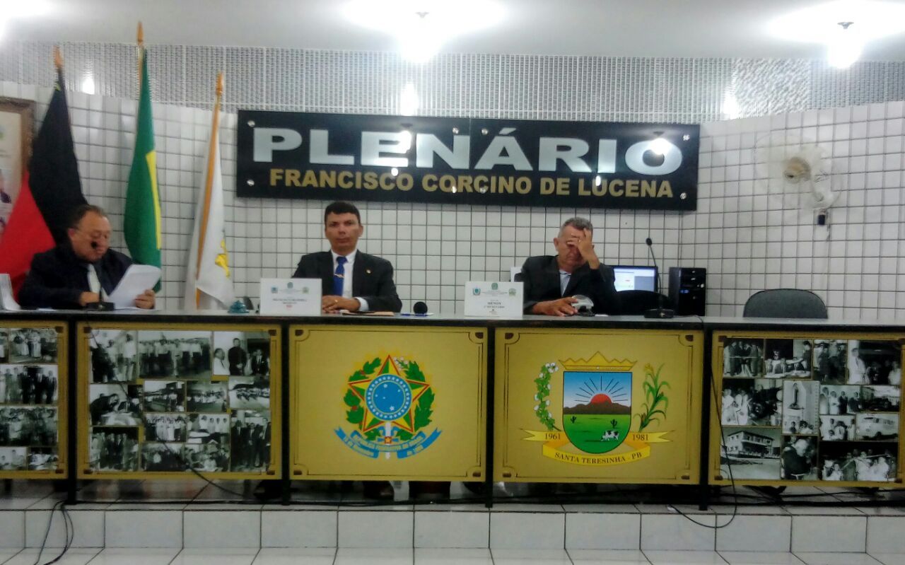 Câmara Municipal de Santa Terezinha retoma trabalhos legislativos