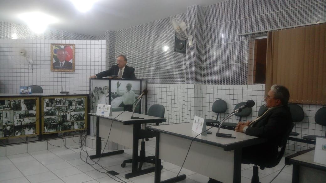 Vereadores debatem problemática da água em Santa Terezinha-PB: Capoeira está quase seco